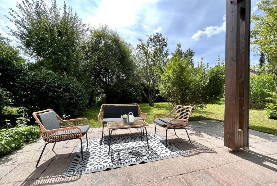 Terrasse Geltendorf Doppelhaushälfte