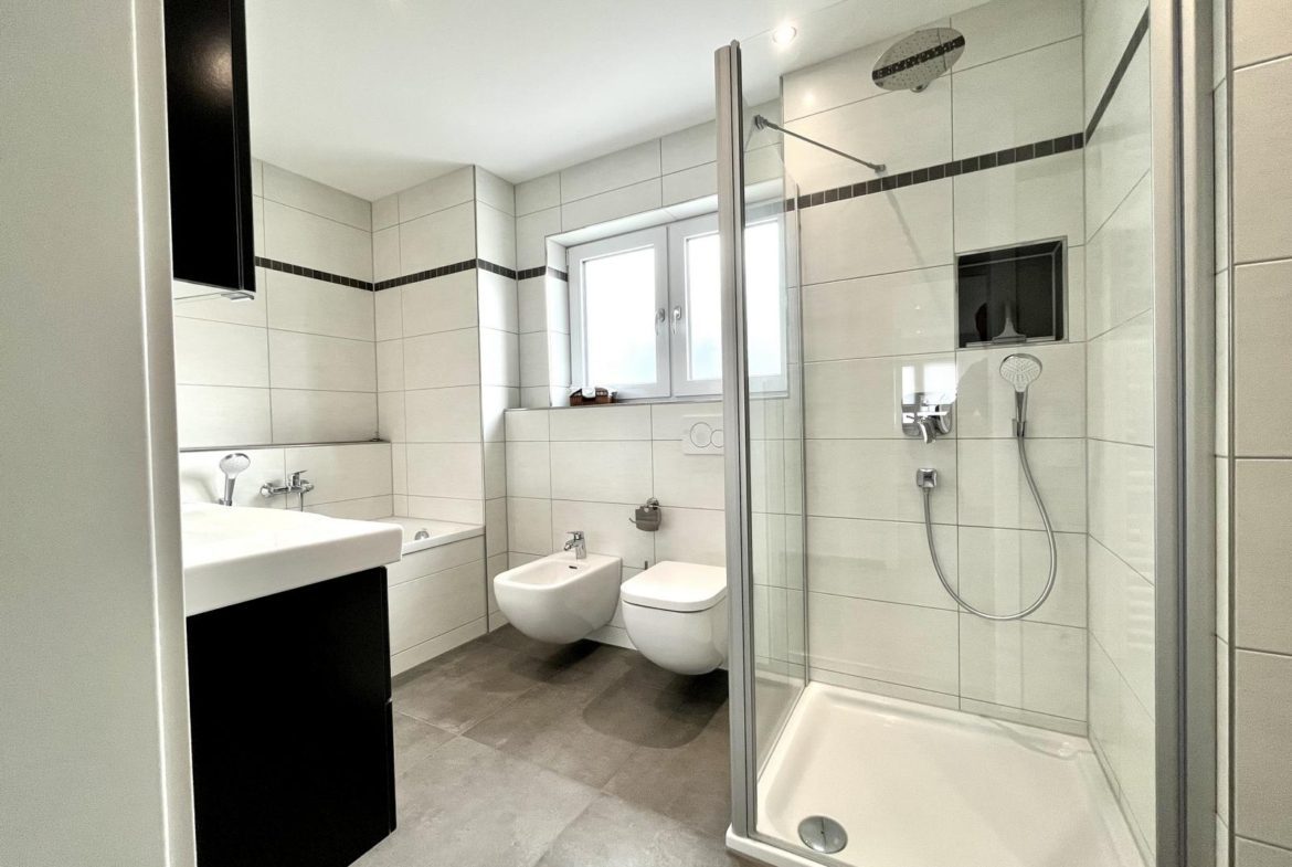 Innensicht Wohnung in Germering Bad