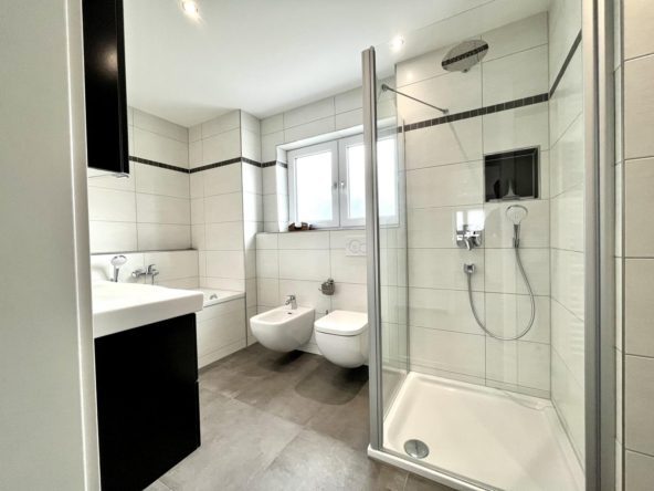 Innensicht Wohnung in Germering Bad