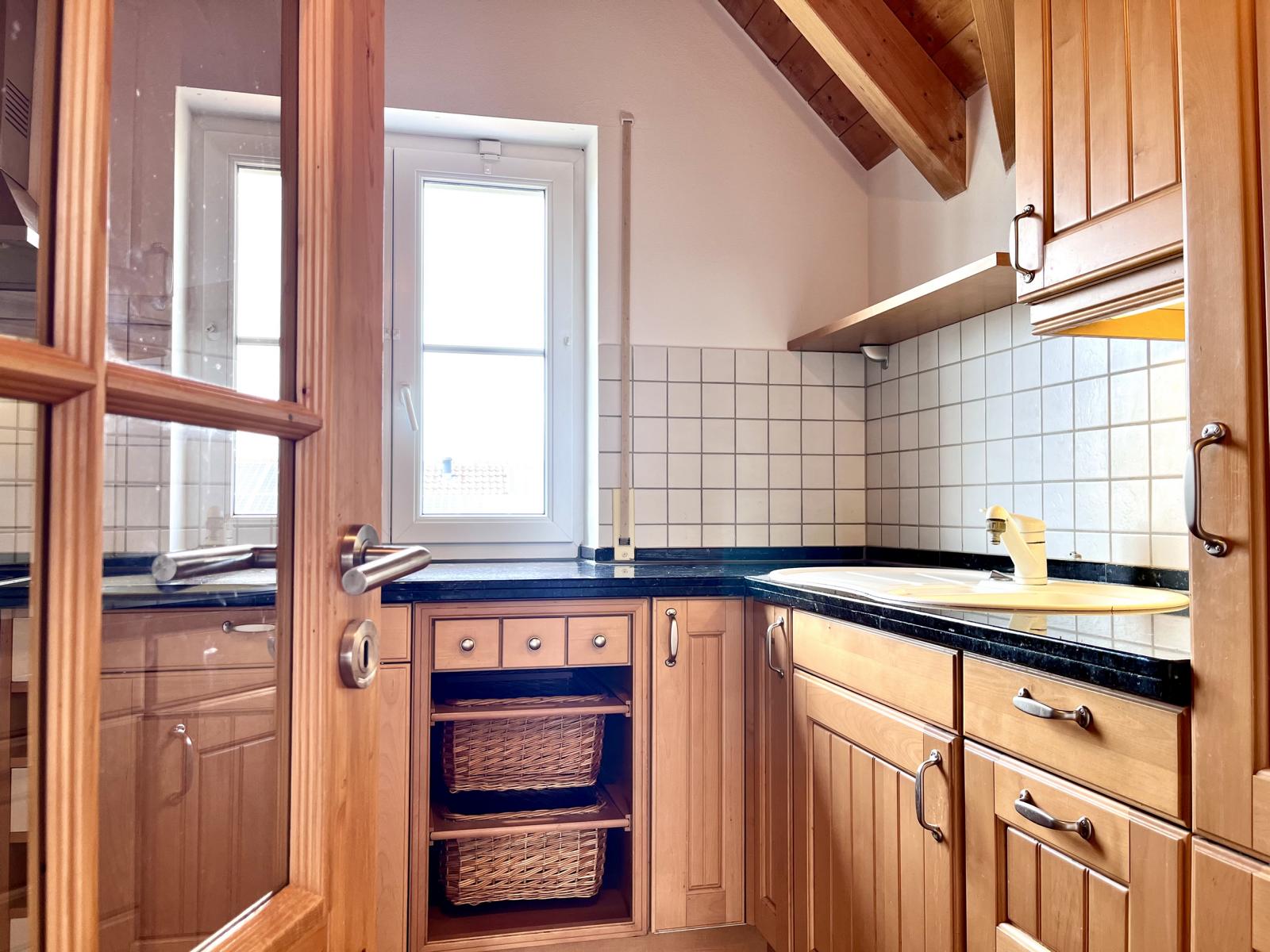 Zweifamilienhaus in Geltendorf Küche DG Wohnung