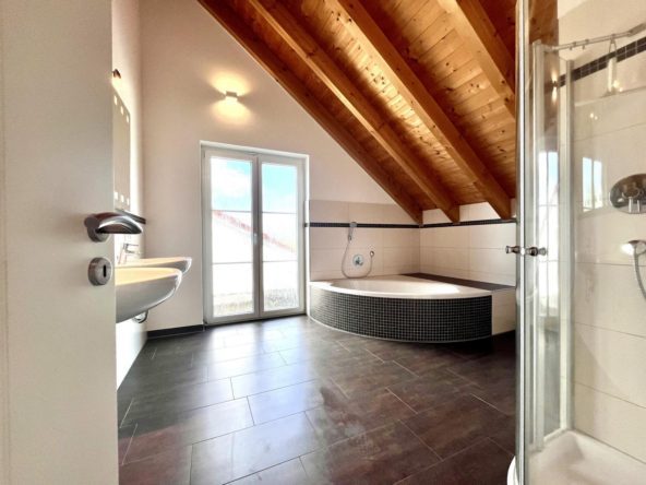 Bad Einfamilienhaus Kaltenberg