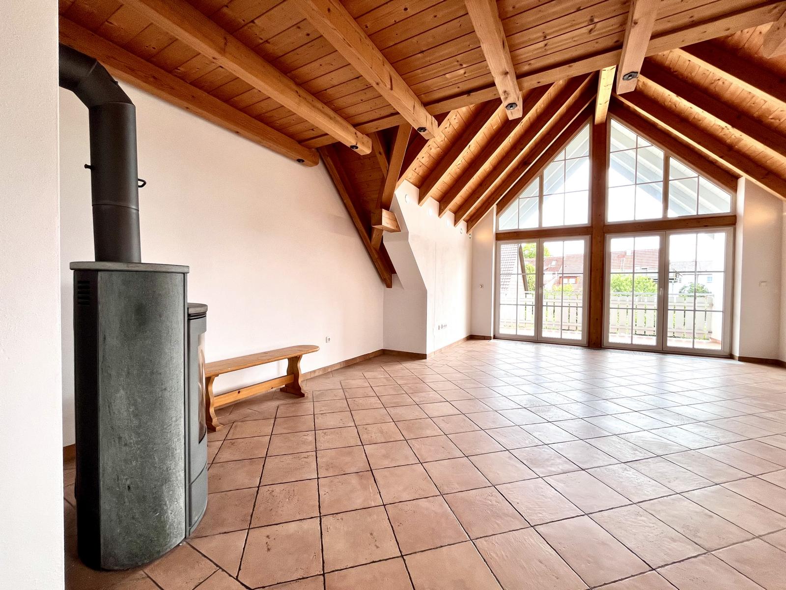 Zweifamilienhaus in Geltendorf DG Wohnung