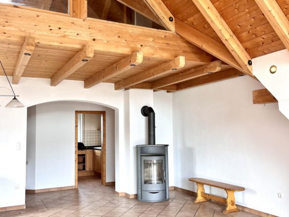 Zweifamilienhaus in Geltendorf DG Wohnung2