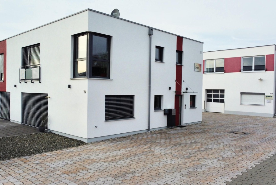 Gewerbeobjekt in Igling