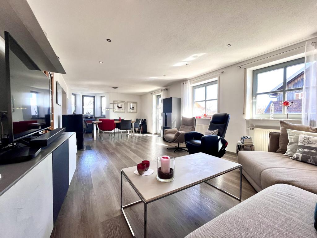 Geltendorf_Wohnzimmer_Doppelhaushaelfte