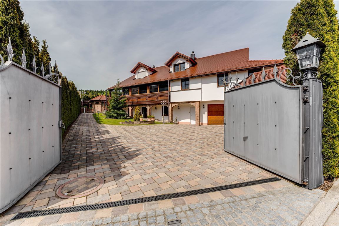 Einfahrt zu Ihrem Anwesen