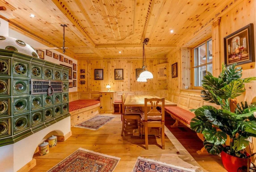 Landhausvilla Zirbenstube